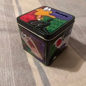 Vintage Looney Tunes character tin bank Daffy Duck Taz Sylvester Tweety Bird